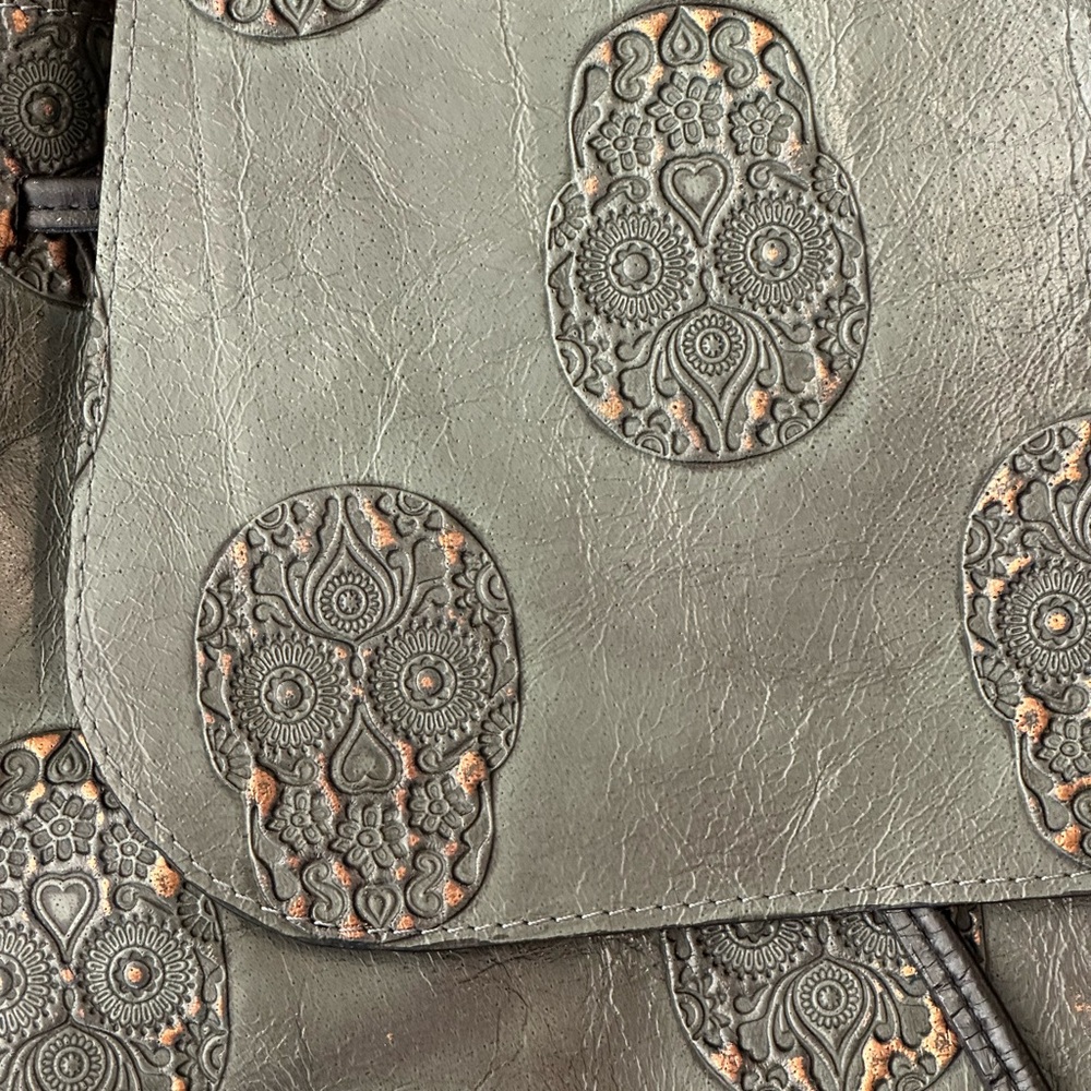 Olive Green Embossed Skull Drawstring Backpack - Picture 2 of 4